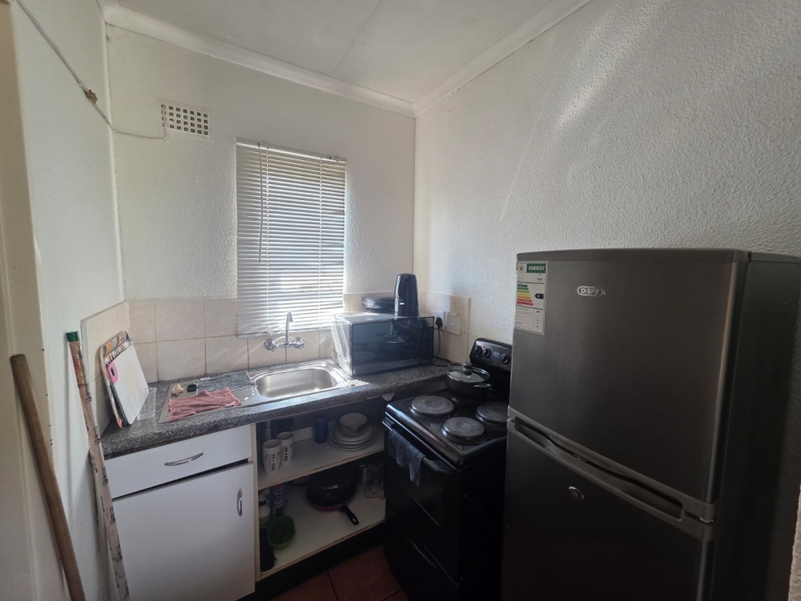 2 Bedroom Property for Sale in Roodepan Northern Cape